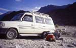 Nubra Valley, Ladakh; some trouble with our land rover